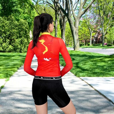 Ao-the-thao-chay-bo-tay-dai-co-tui-100-1-rs