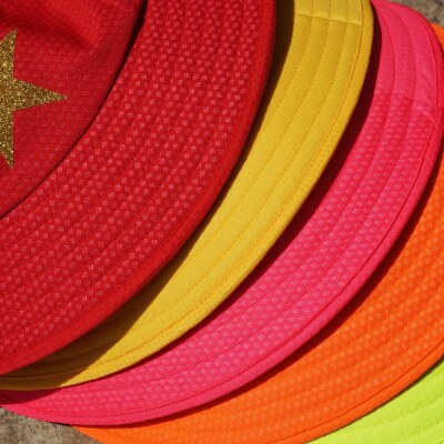 bang-mau-non-the-thao-bucket-3