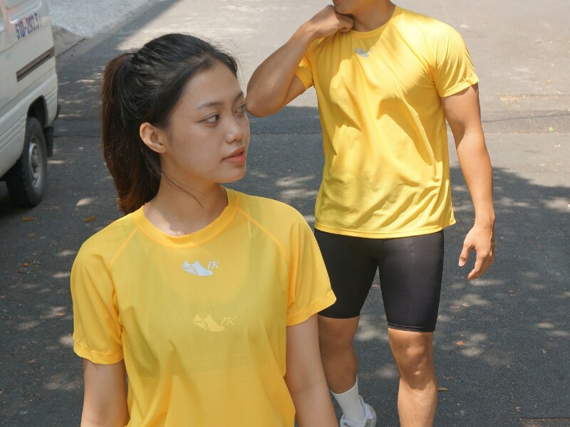 ao-tshirt-the-thao-rl-qd-vang-4
