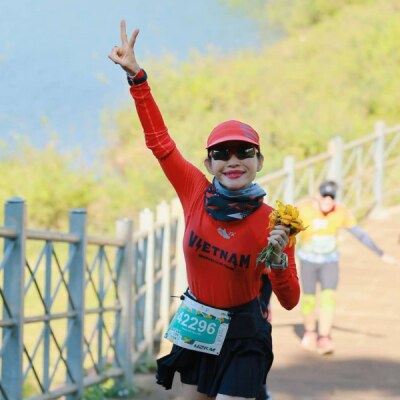 ao-the-thao-tay-dai-110r